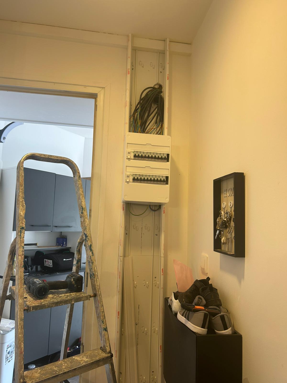 Tableau intégré couloir